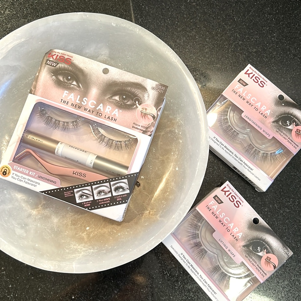 KISS FALSECARA eyelash wisps